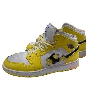 Nike Air Jordan Dynamic Yellow Rose Patch Sneakers Kids 6.5 or Women's 8 - 8.5